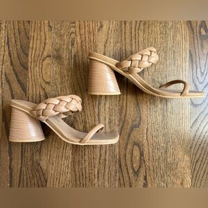 Dolce Vita size 8.5 tan heels